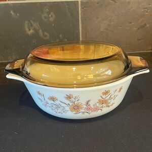 Rare Vintage Pyrex England Country Autumn Casserole Dish with Smokey Lid